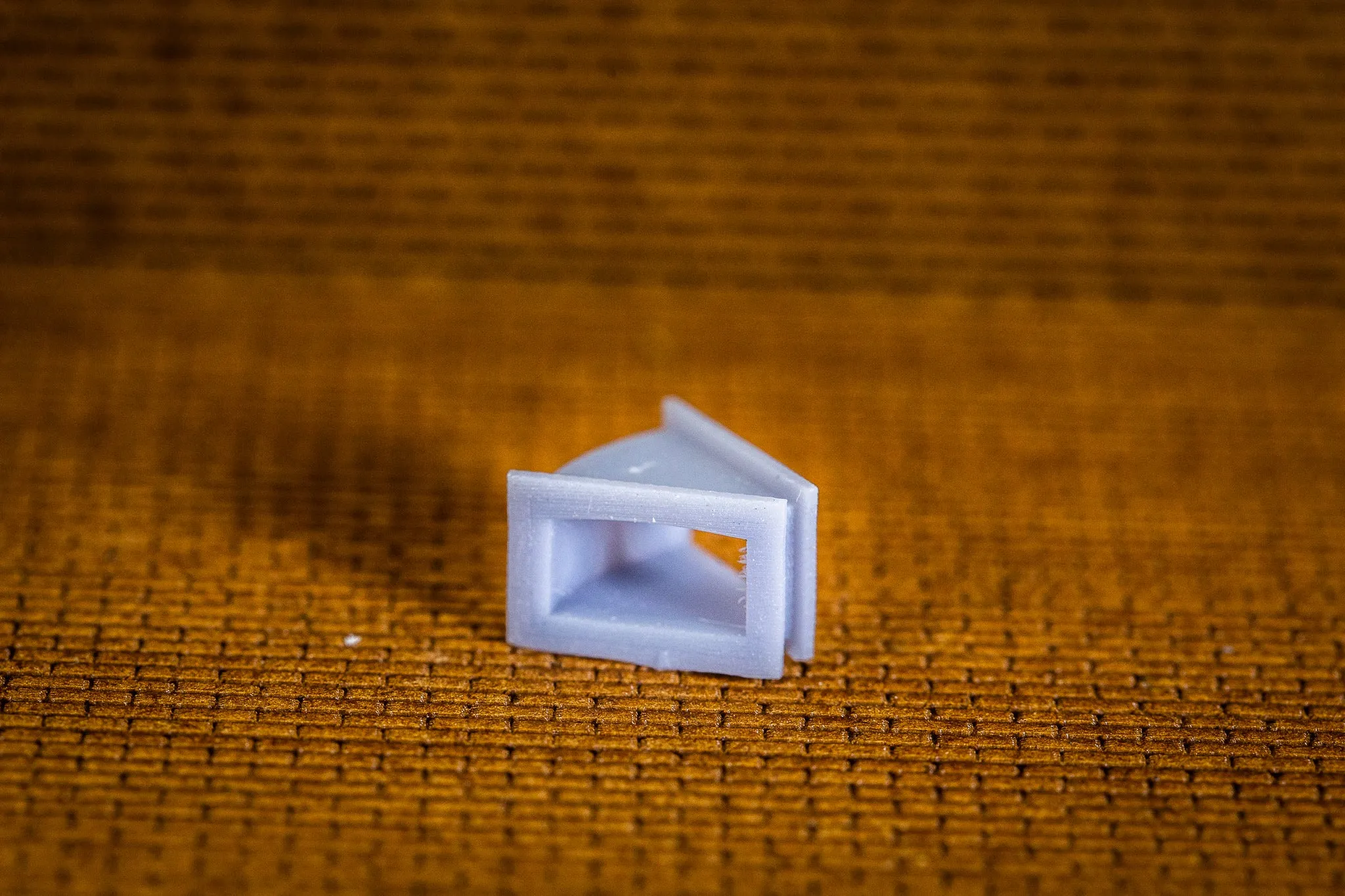 Air conditioner duct 45d section 12w - HO Scale