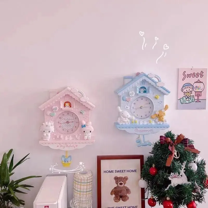 BEAUTIFUL HOUSE CLOCK