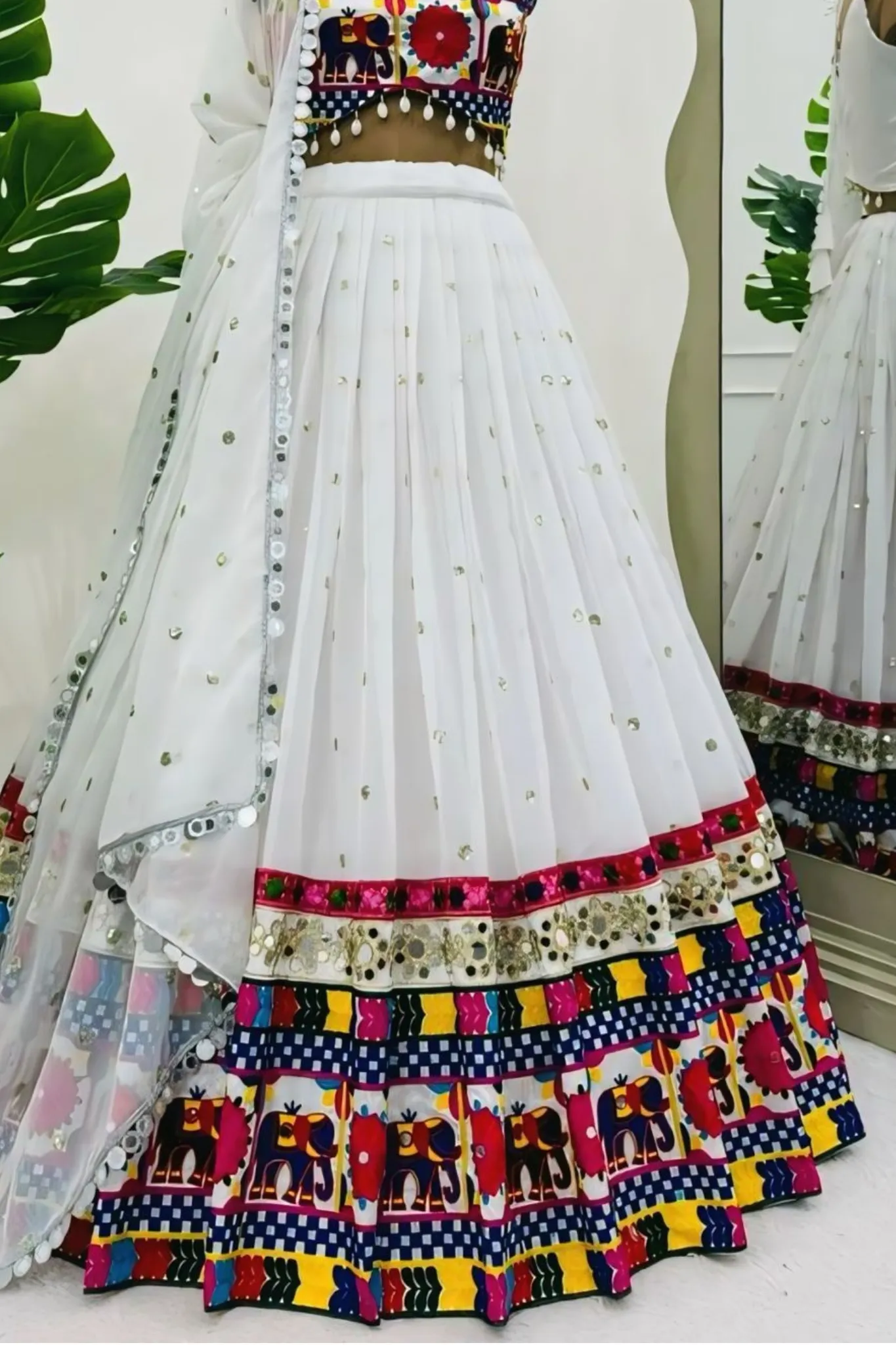 COLORFUL EMBROIDERED BLOUSE WITH FLOWERS AND ANIMALS CHOLI