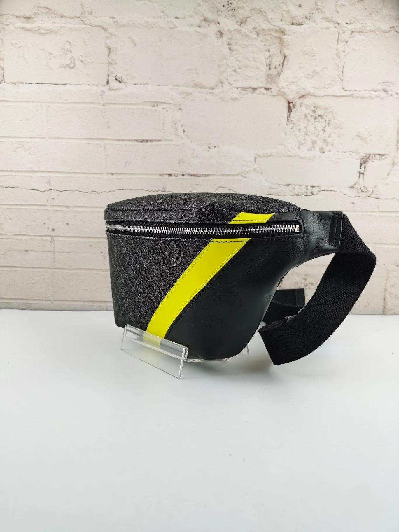 EN   Designer bags by Fendi 172