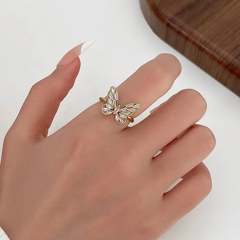 Gorgeous Hollowed-out Butterfly Ring