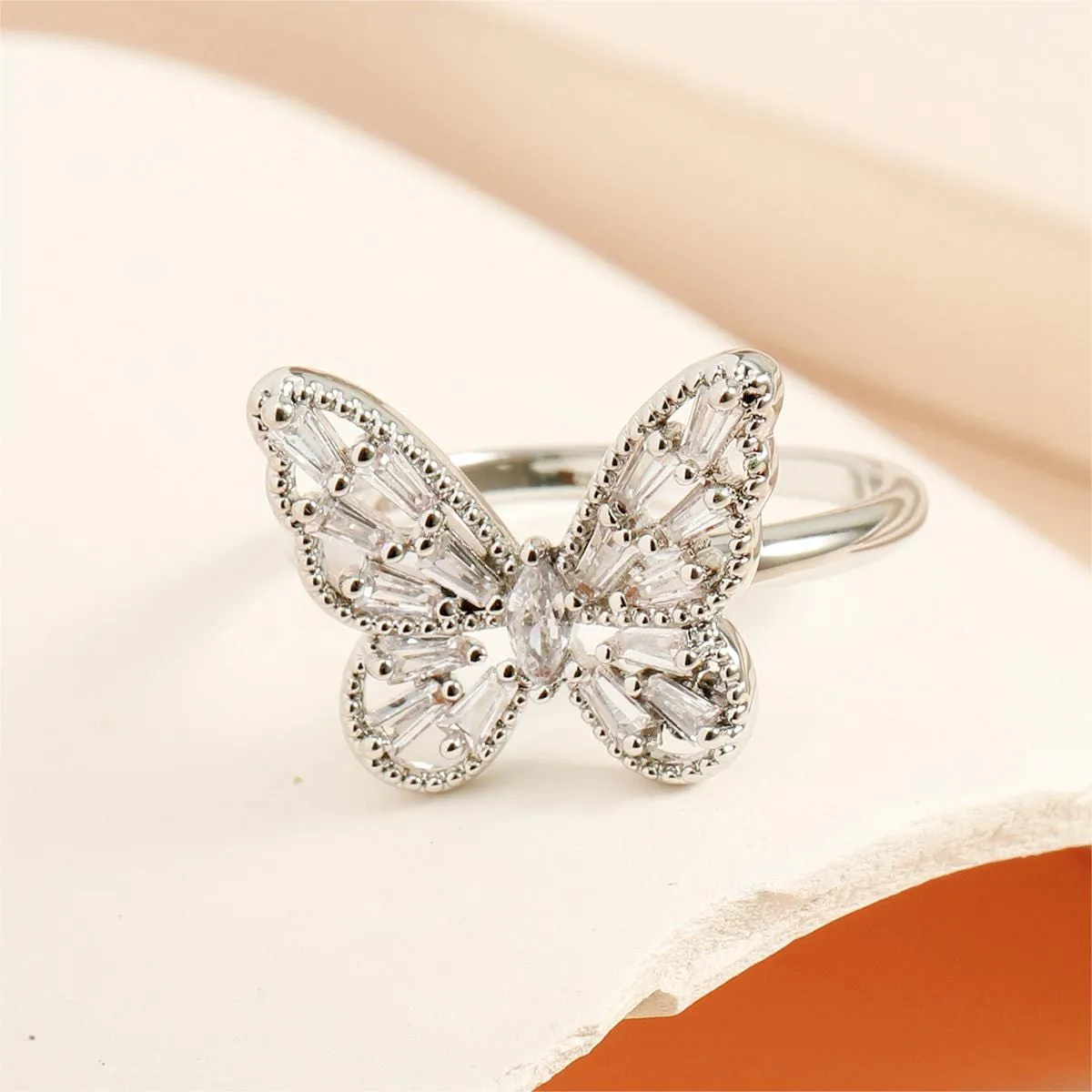 Gorgeous Hollowed-out Butterfly Ring