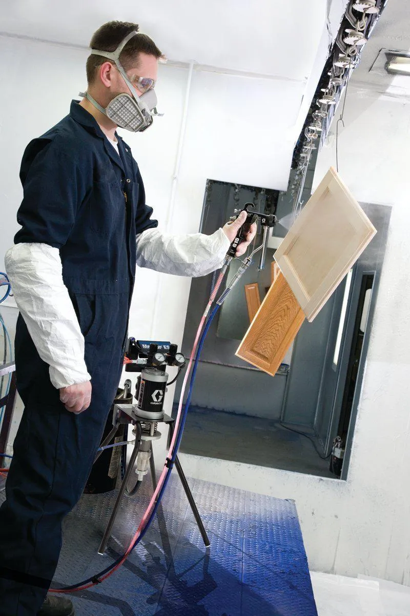 Graco 15:1 Merkur ES Air Assisted Package - 0.4 gpm - Fluid Flow Standard Mount with G15 Gun - Suction Hose - Stainless Steel