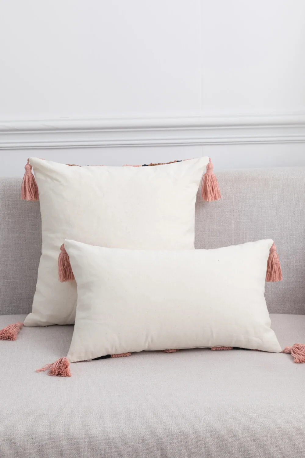 HOME—Decorative Throw Pillow Case--Geometric Graphic Tassel