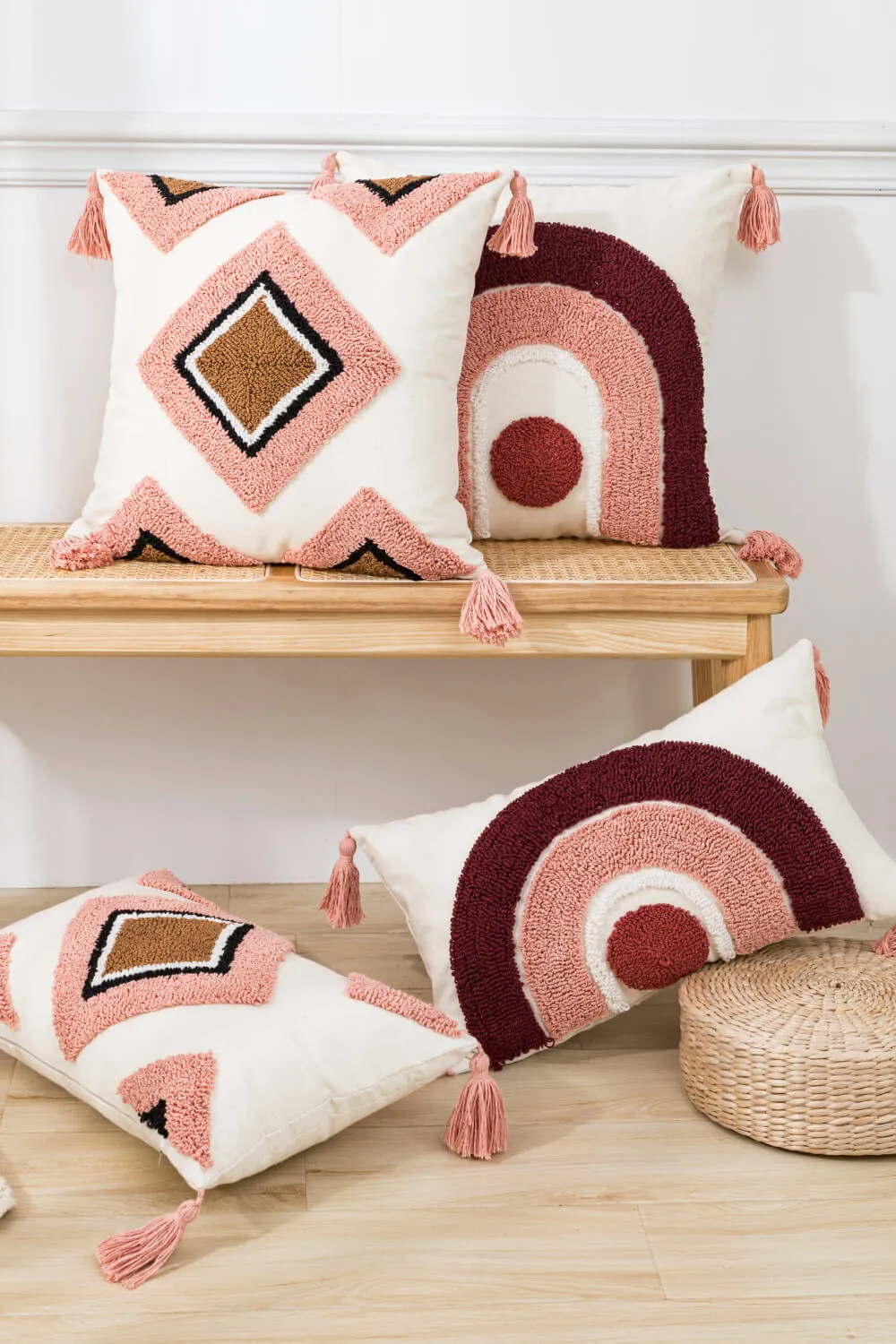 HOME—Decorative Throw Pillow Case--Geometric Graphic Tassel