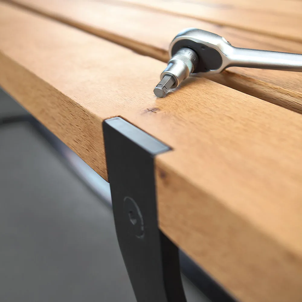 janua | bb 11 clamp dining table | oiled vintage oak 300x105cm