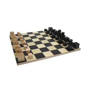 naef | bauhaus chess set   board