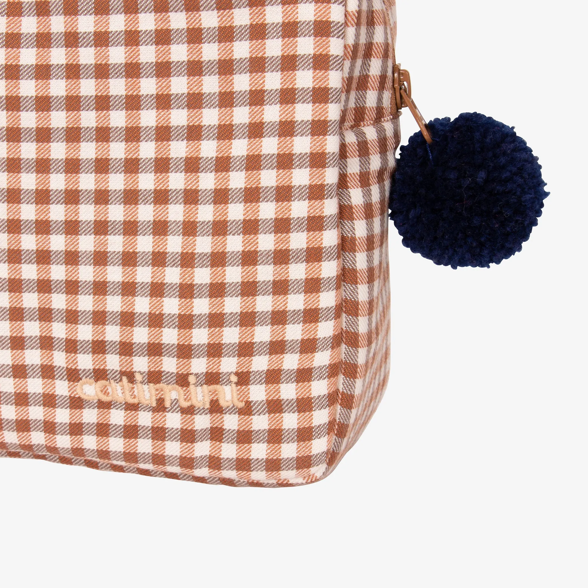 Newborn cinnamon toiletry bag