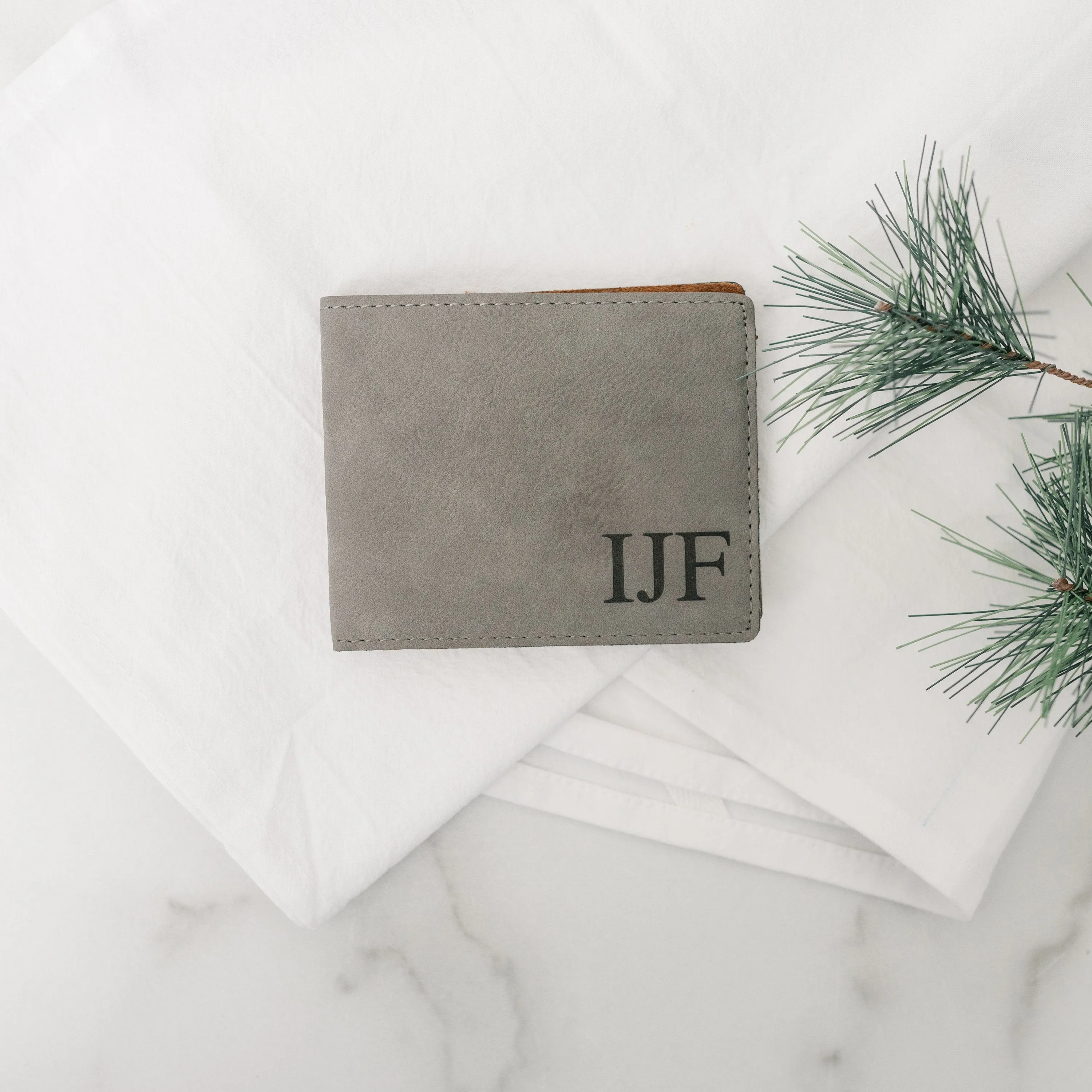 Personalized Leather Wallet Mens Bifold Gift for Him Father Day Gift Custom Monogram Leather Wallet Birthday Anniversary Groomsmen Gift