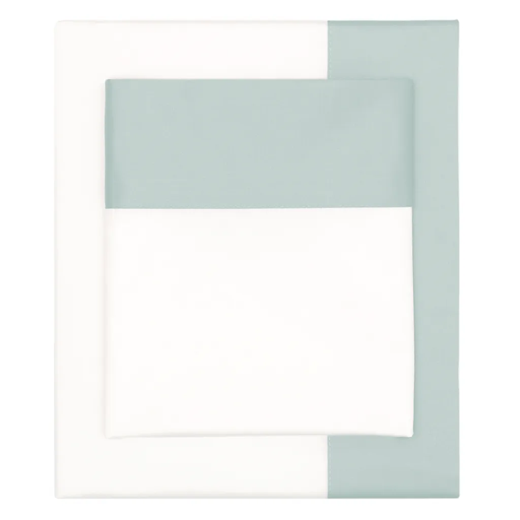 The Porcelain Green Border Sheet Set