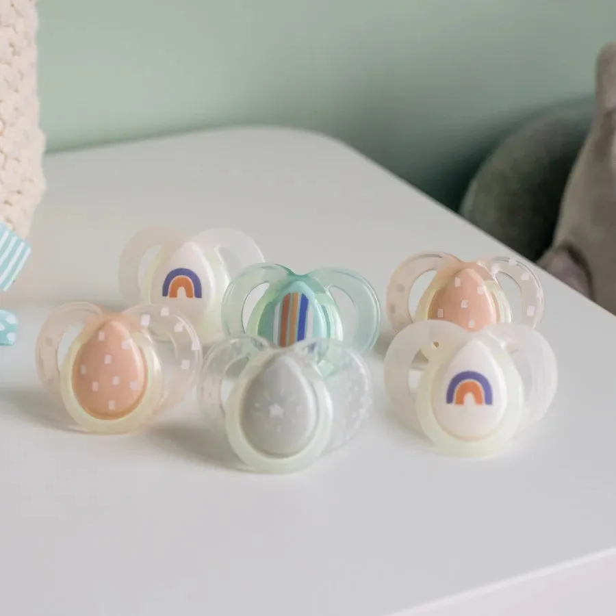 Tommee Tippee Night Time Soother, 6-18 months, Girl (Pack of 6)
