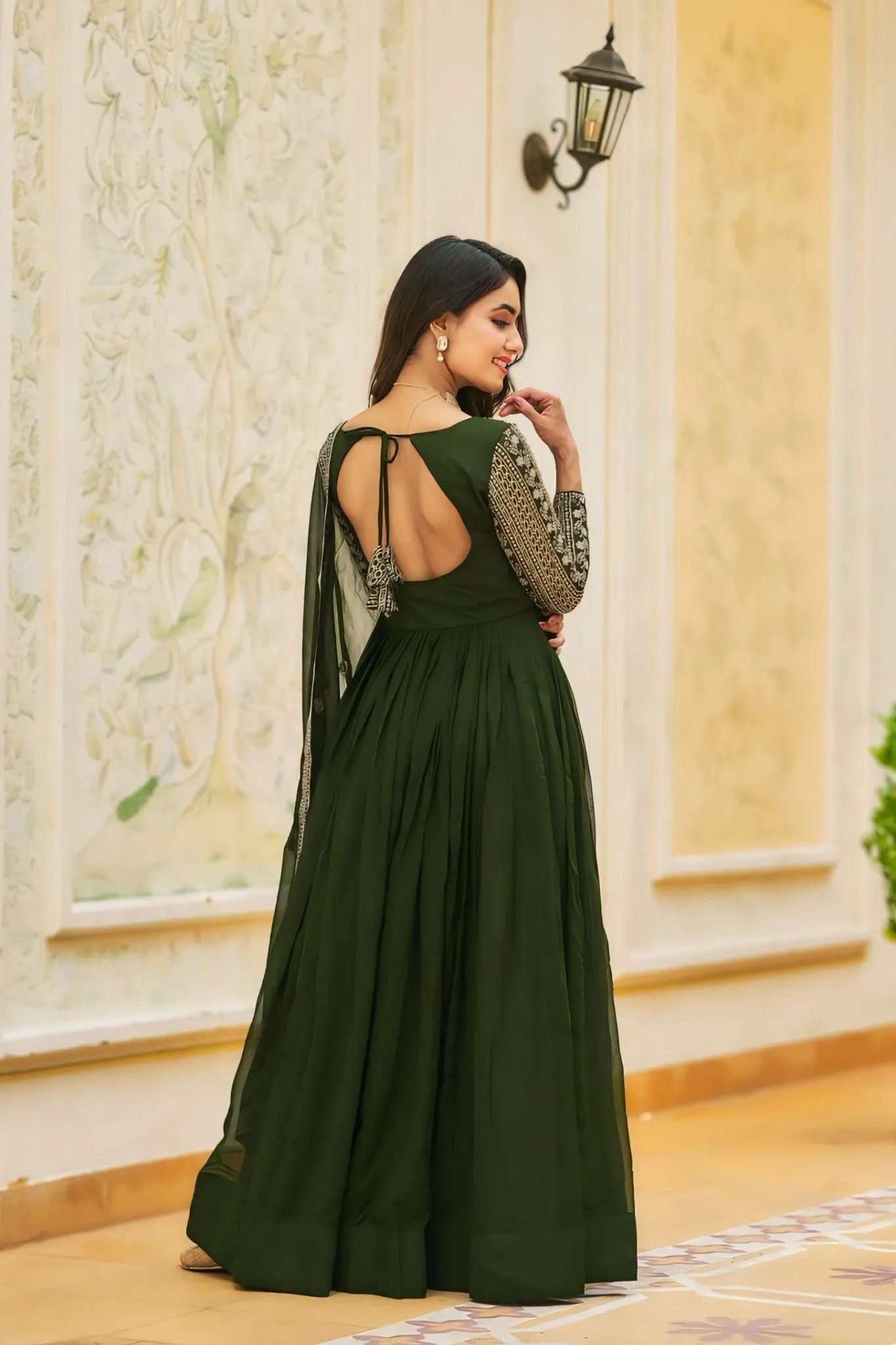 WOMEN PERFECT ATTRACTIVE GOWN WITH DUPATTA SET